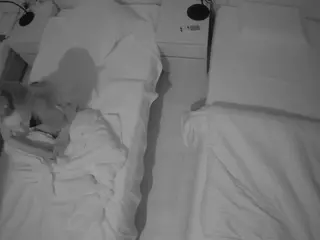 Julmodels Bedroom-D5's Live Sex Cam Show