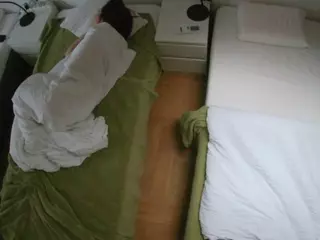 Julmodels Bedroom-D5's Live Sex Cam Show