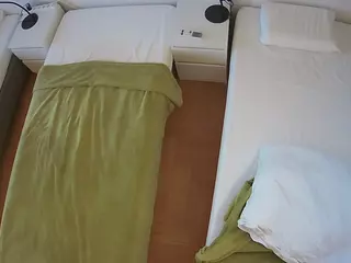 Julmodels Bedroom-D5's Live Sex Cam Show