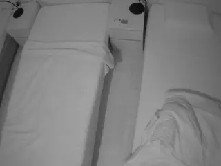 Julmodels Bedroom-D5's Live Sex Cam Show