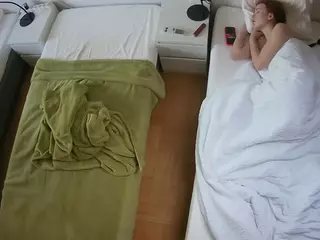 Julmodels Bedroom-D5's Live Sex Cam Show