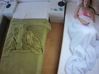Julmodels Bedroom-D5's Live Sex Cam Show
