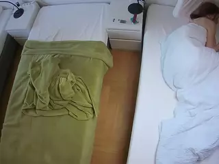 Julmodels Bedroom-D5's Live Sex Cam Show