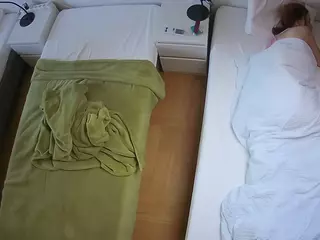 Julmodels Bedroom-D5's Live Sex Cam Show