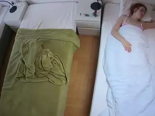 Julmodels Bedroom-D5's Live Sex Cam Show