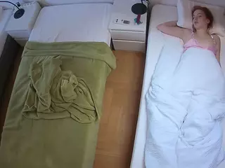 Julmodels Bedroom-D5's Live Sex Cam Show