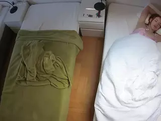 Julmodels Bedroom-D5's Live Sex Cam Show