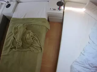 Julmodels Bedroom-D5's Live Sex Cam Show