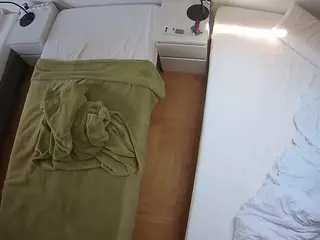 Julmodels Bedroom-D5's Live Sex Cam Show