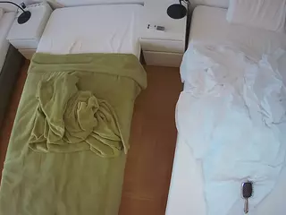 Julmodels Bedroom-D5's Live Sex Cam Show
