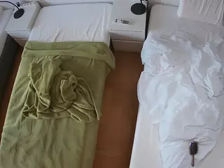 Julmodels Bedroom-D5's Live Sex Cam Show