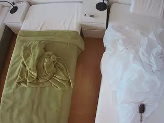 Julmodels Bedroom-D5's Live Sex Cam Show