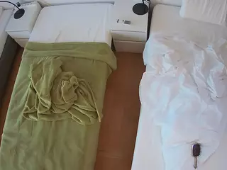Julmodels Bedroom-D5's Live Sex Cam Show