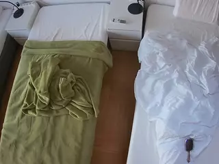Julmodels Bedroom-D5's Live Sex Cam Show