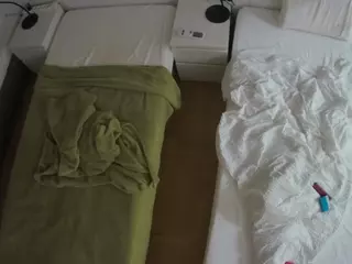 Julmodels Bedroom-D5's Live Sex Cam Show