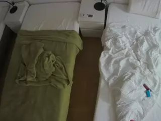 Julmodels Bedroom-D5's Live Sex Cam Show