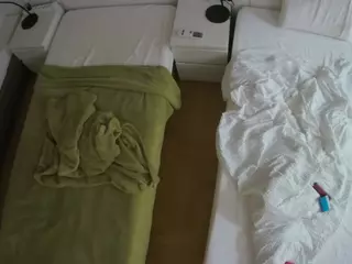 Julmodels Bedroom-D5's Live Sex Cam Show
