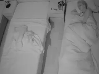 Julmodels Bedroom-D5's Live Sex Cam Show