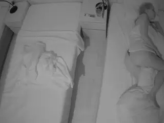 Julmodels Bedroom-D5's Live Sex Cam Show