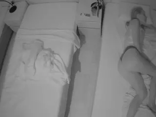 Julmodels Bedroom-D5's Live Sex Cam Show