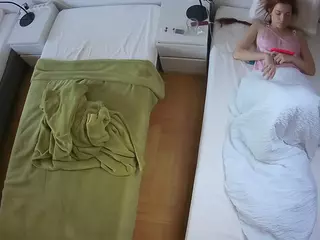 Julmodels Bedroom-D5's Live Sex Cam Show