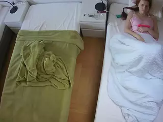 Julmodels Bedroom-D5's Live Sex Cam Show