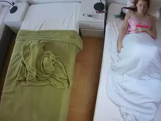 Julmodels Bedroom-D5's Live Sex Cam Show