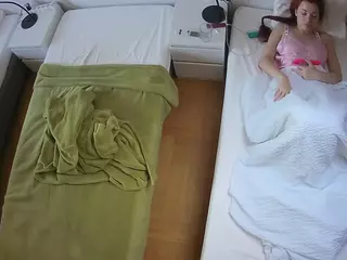 Julmodels Bedroom-D5's Live Sex Cam Show