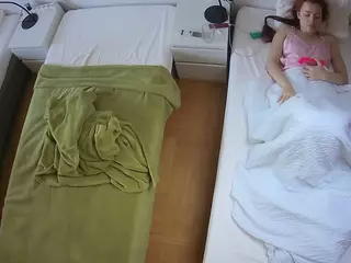 Julmodels Bedroom-D5's Live Sex Cam Show