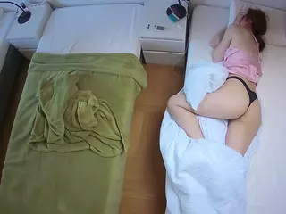Julmodels Bedroom-D5's Live Sex Cam Show