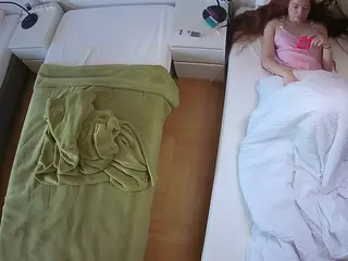 Julmodels Bedroom-D5's Live Sex Cam Show