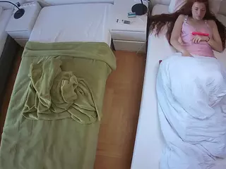 Julmodels Bedroom-D5's Live Sex Cam Show