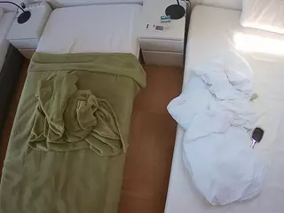 Julmodels Bedroom-D5's Live Sex Cam Show