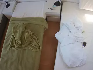 Julmodels Bedroom-D5's Live Sex Cam Show