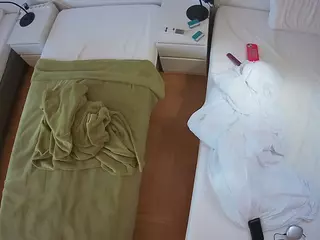 Julmodels Bedroom-D5's Live Sex Cam Show