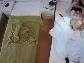 Julmodels Bedroom-D5's Live Sex Cam Show