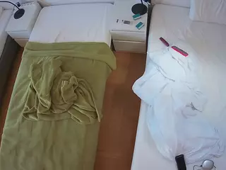 Julmodels Bedroom-D5's Live Sex Cam Show