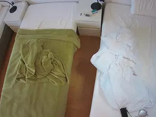 Julmodels Bedroom-D5's Live Sex Cam Show