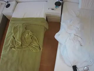 Julmodels Bedroom-D5's Live Sex Cam Show