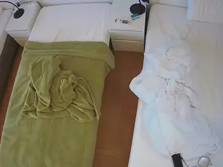 Julmodels Bedroom-D5's Live Sex Cam Show