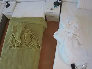 Julmodels Bedroom-D5's Live Sex Cam Show