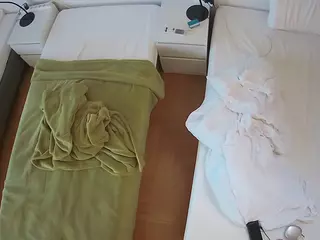 Julmodels Bedroom-D5's Live Sex Cam Show