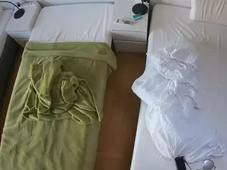 Julmodels Bedroom-D5's Live Sex Cam Show