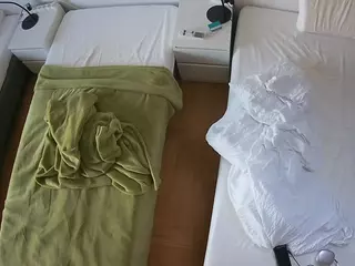 Julmodels Bedroom-D5's Live Sex Cam Show