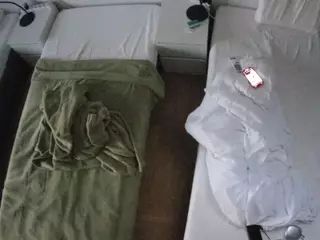 Julmodels Bedroom-D5's Live Sex Cam Show