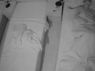 Julmodels Bedroom-D5's Live Sex Cam Show