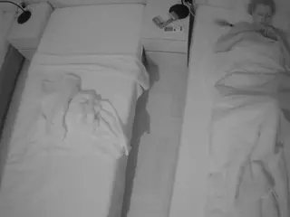Julmodels Bedroom-D5's Live Sex Cam Show