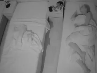 Julmodels Bedroom-D5's Live Sex Cam Show