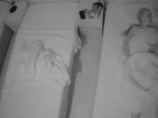 Julmodels Bedroom-D5's Live Sex Cam Show