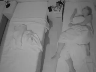 Julmodels Bedroom-D5's Live Sex Cam Show